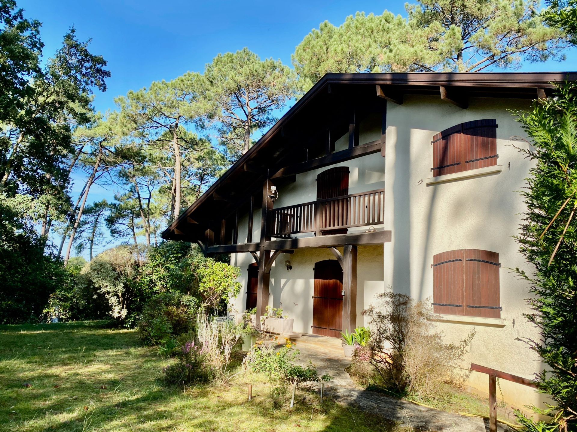 villa 6 rooms for sale on HOSSEGOR (40150)