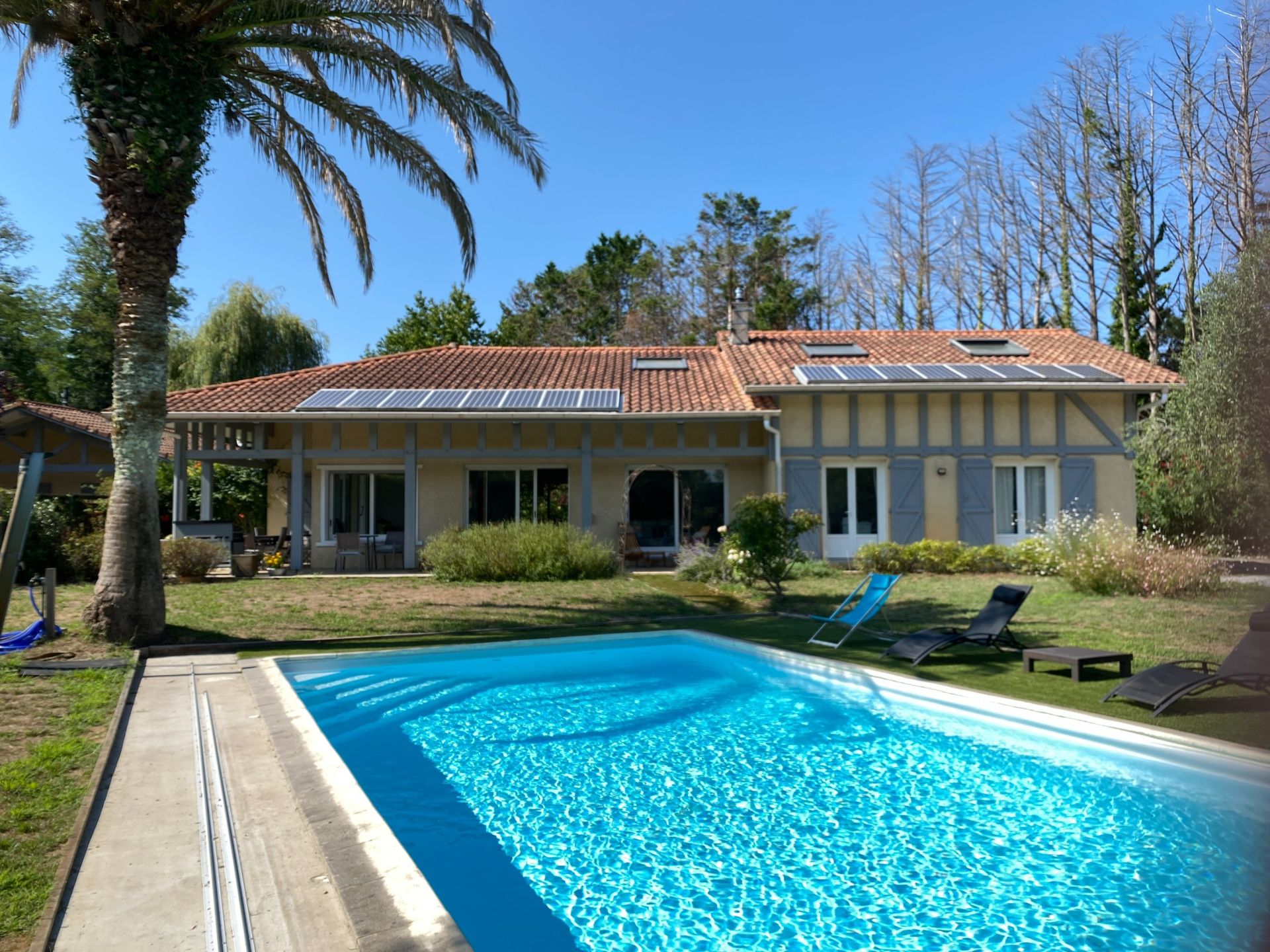 house 11 rooms for sale on SAUBION (40230)