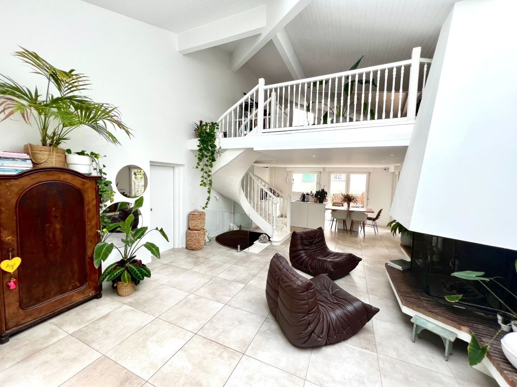 house 6 rooms for sale on ANGRESSE (40150)