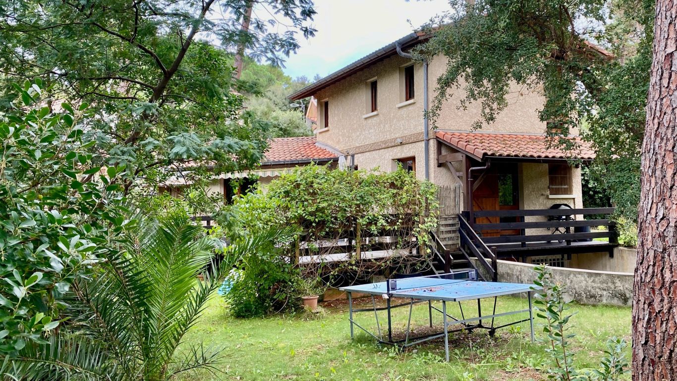 house 5 rooms for sale on SEIGNOSSE (40510)