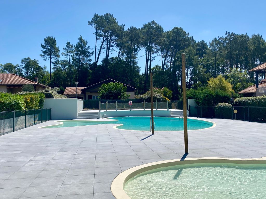 house 5 rooms for sale on CAPBRETON (40130)
