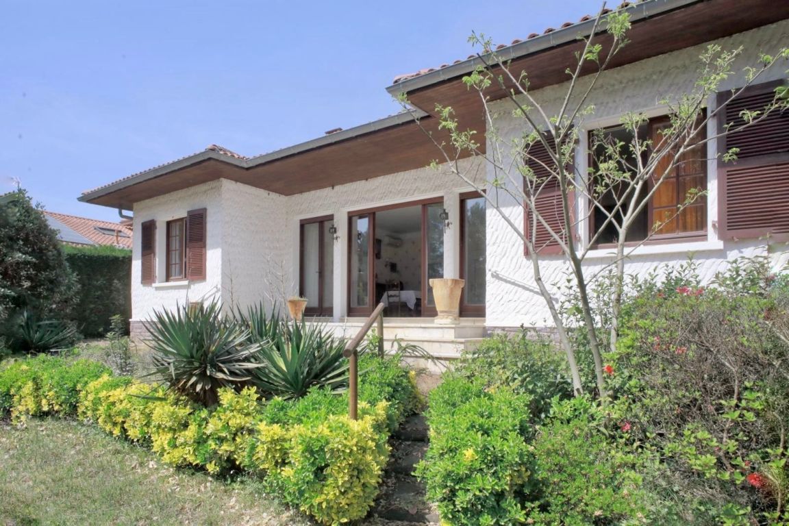 house 5 rooms for sale on HOSSEGOR (40150)