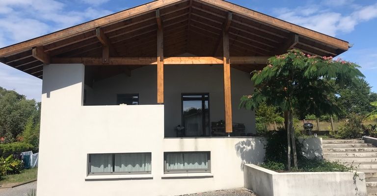 Maison récemment rénovée en plein coeur du bourg de Soorts-Hossegor